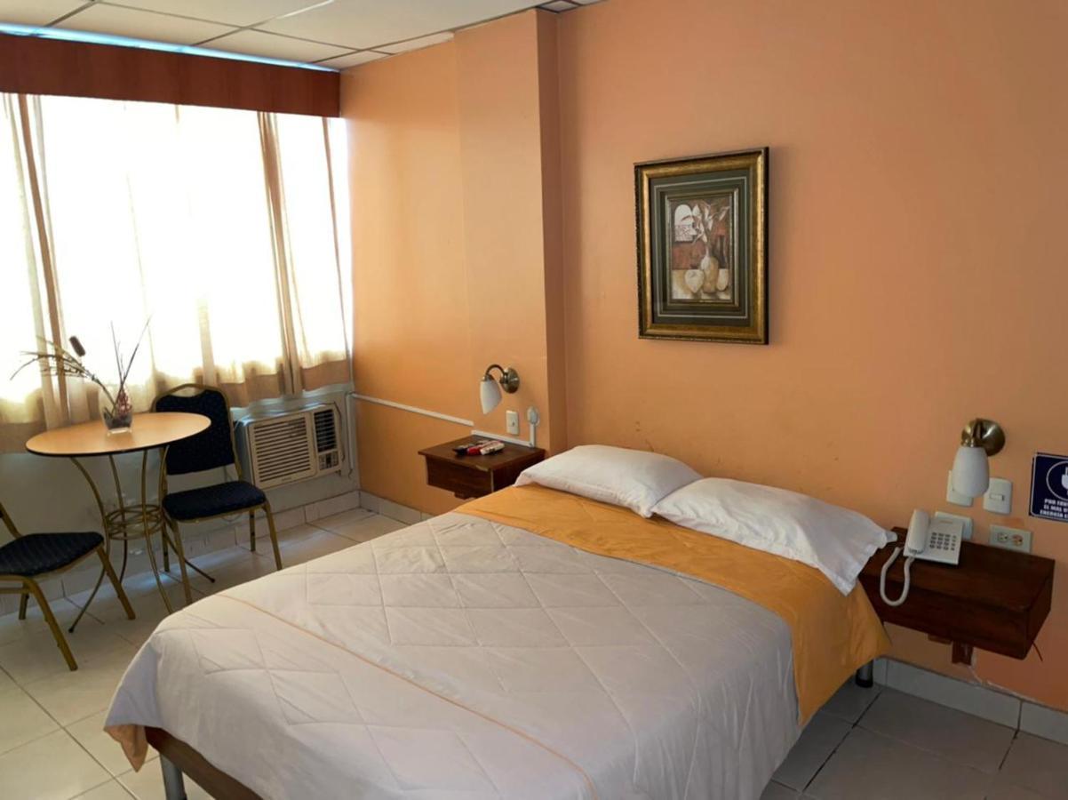 Tropical Inn Hotel Guayaquil Exterior foto