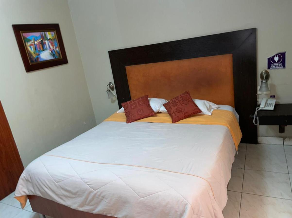 Tropical Inn Hotel Guayaquil Exterior foto