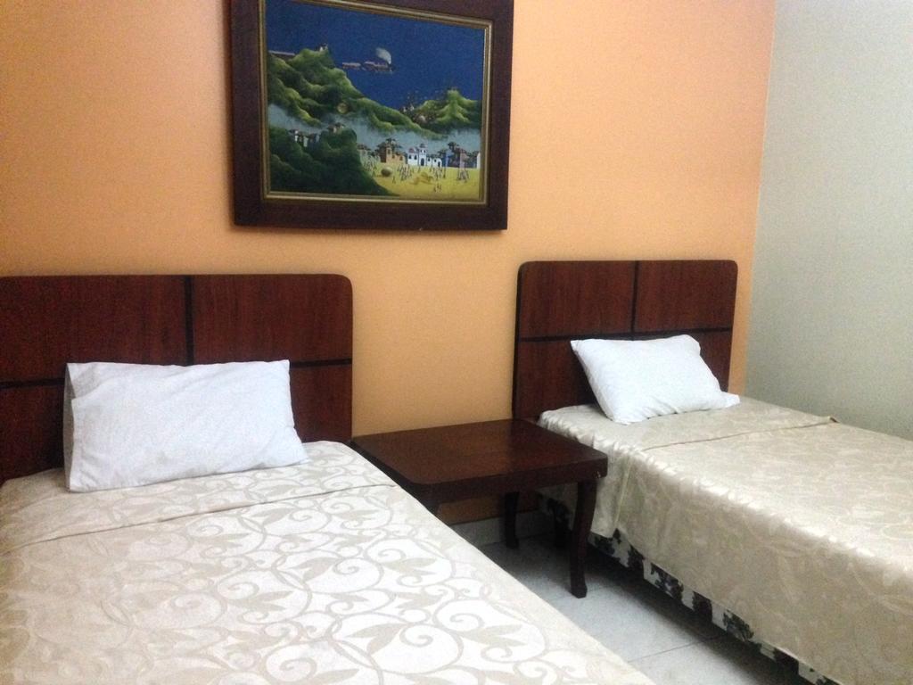 Tropical Inn Hotel Guayaquil Exterior foto