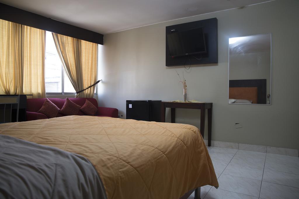 Tropical Inn Hotel Guayaquil Exterior foto